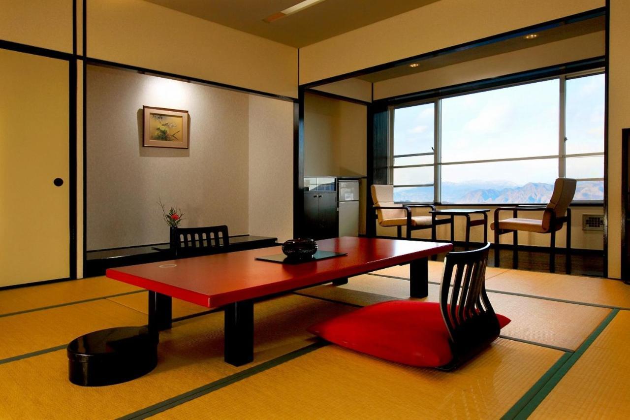 Shinki Hotel Sibukava Kültér fotó